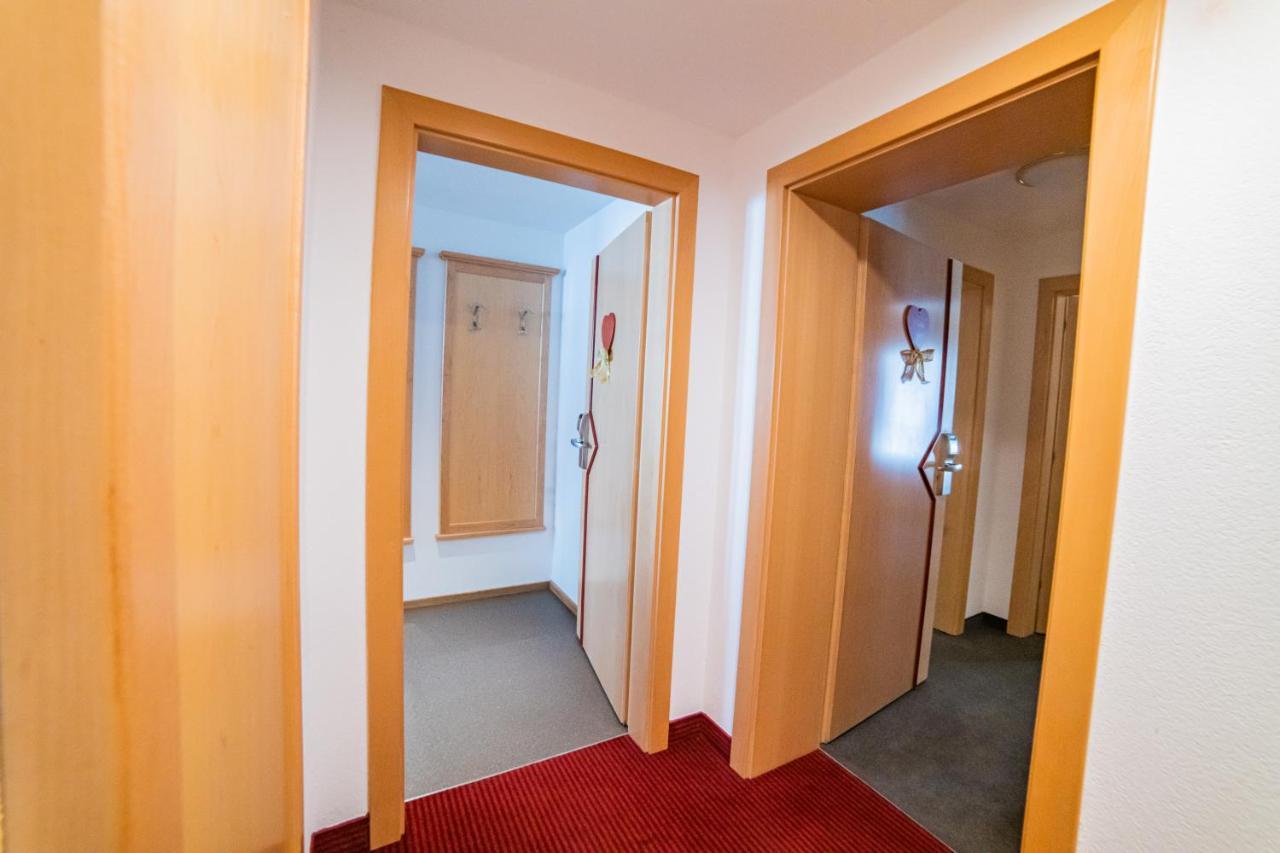 Aparthotel Hochland Gmbh Nauders Buitenkant foto