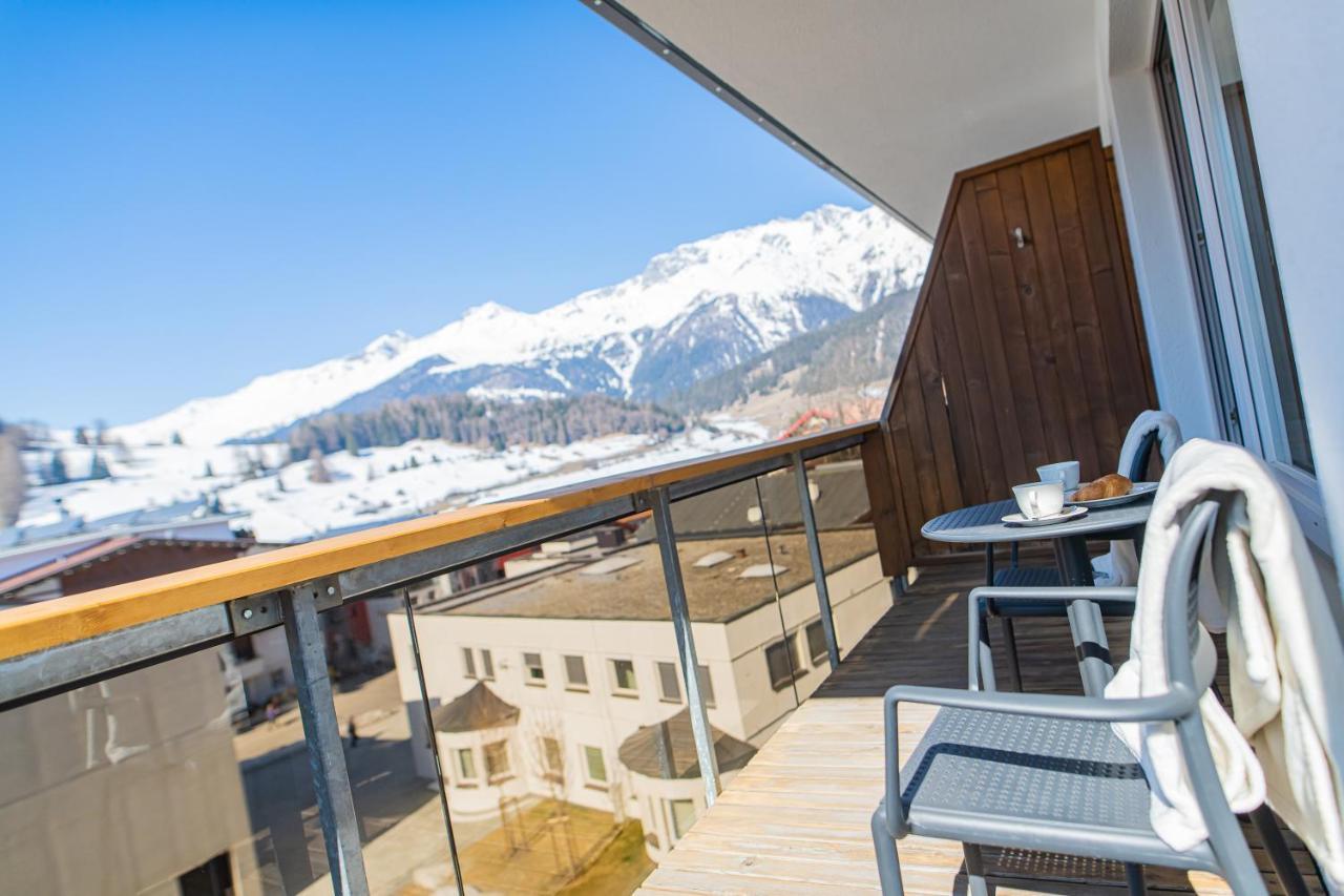 Aparthotel Hochland Gmbh Nauders Buitenkant foto